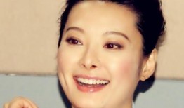 袁立爆料娱乐圈潜规则